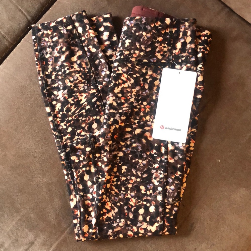 Lululemon tights